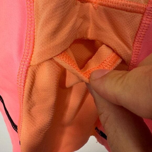 Lululemon Cardio Kick Tank - Picture 8 of 8